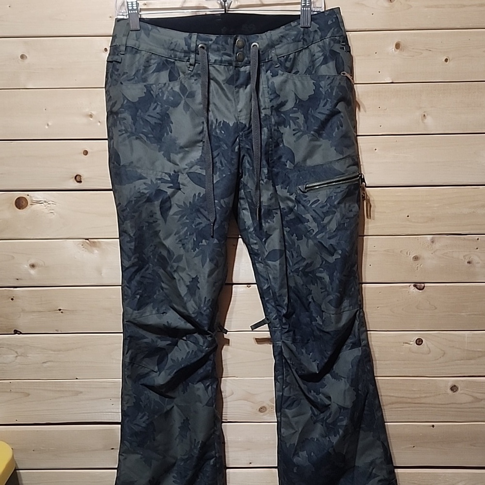 Roxy Camo Snowsuit Size Small Womens 10k Waterproof